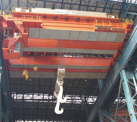 320 / 80ton Empat Galang Casting Crane Bridge Crane