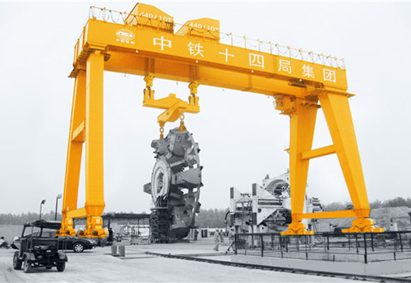 Double Girder Gantry Crane dengan Perisai